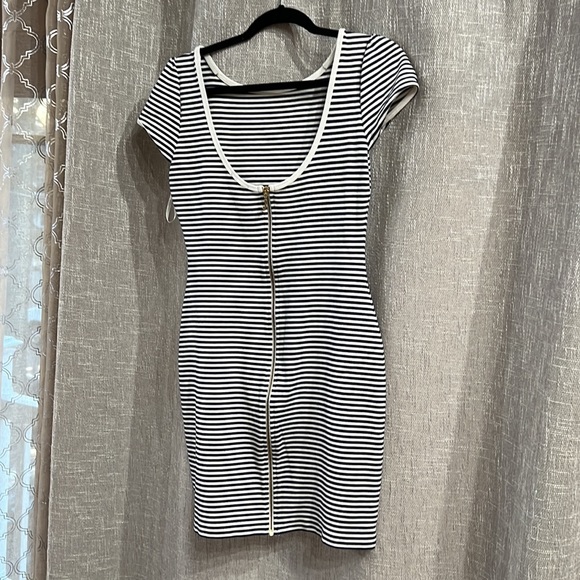 Juicy mini dress - Picture 2 of 4